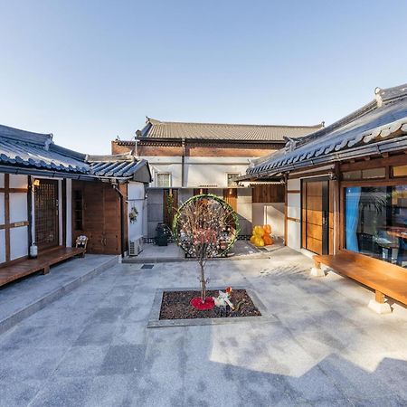 And Spring Hotel Jeonju Buitenkant foto