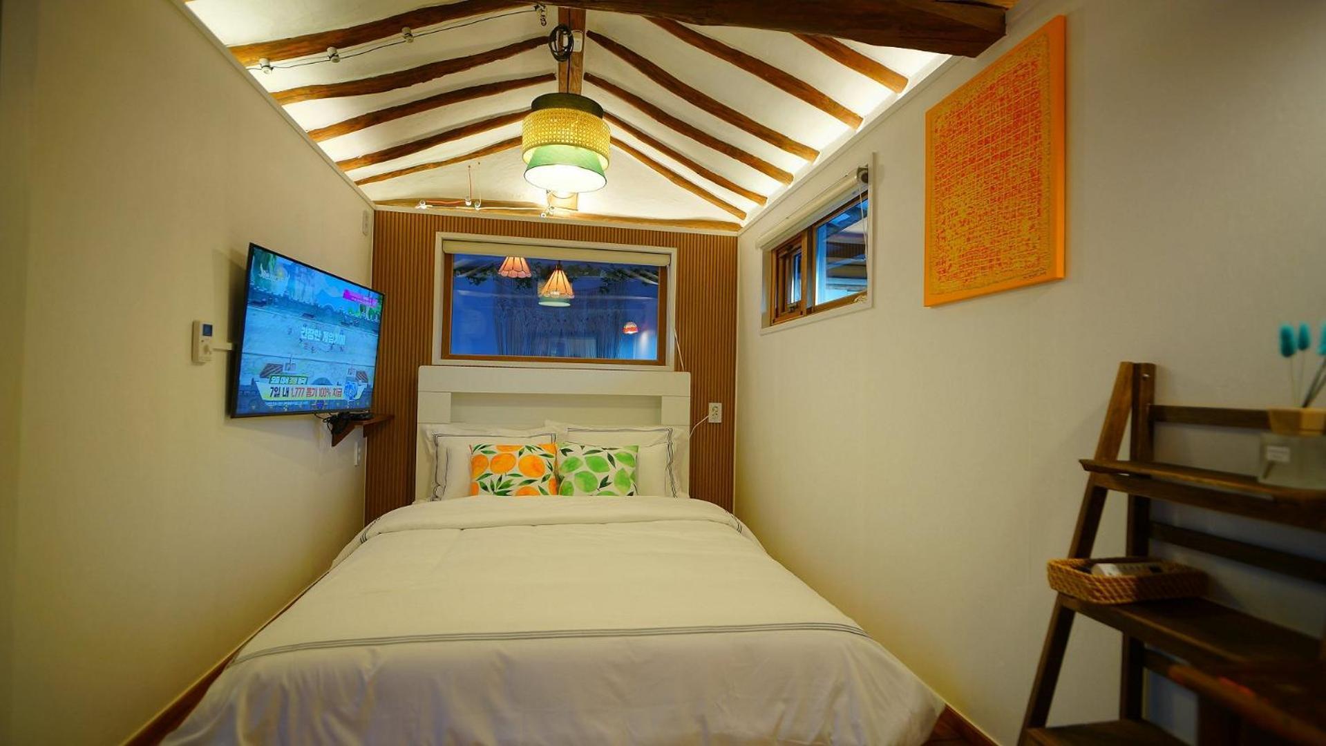 And Spring Hotel Jeonju Buitenkant foto