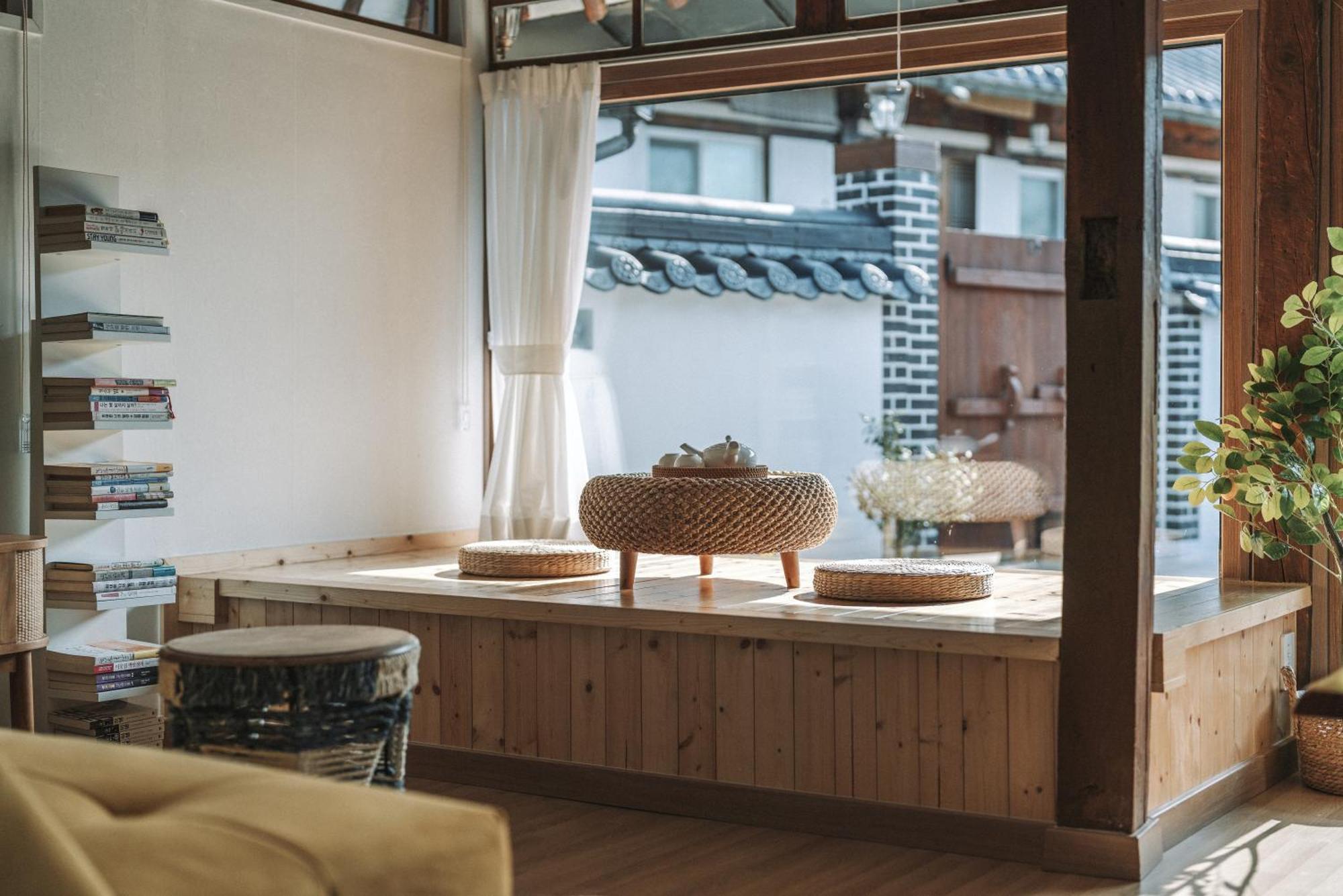 And Spring Hotel Jeonju Buitenkant foto